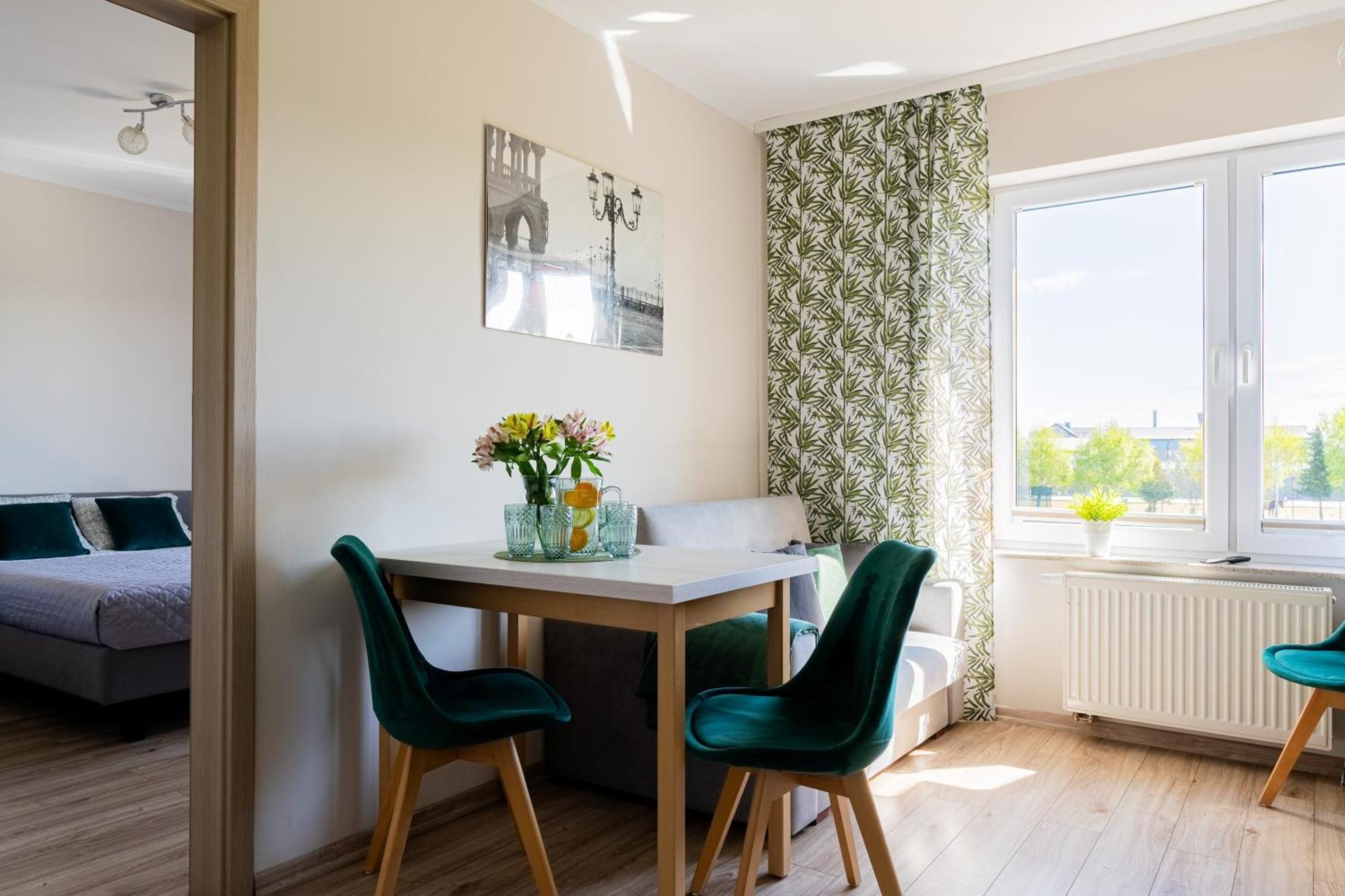 Barka - Apartamenty Premium Oraz Pokoje Blisko Plazy Karwia Kültér fotó
