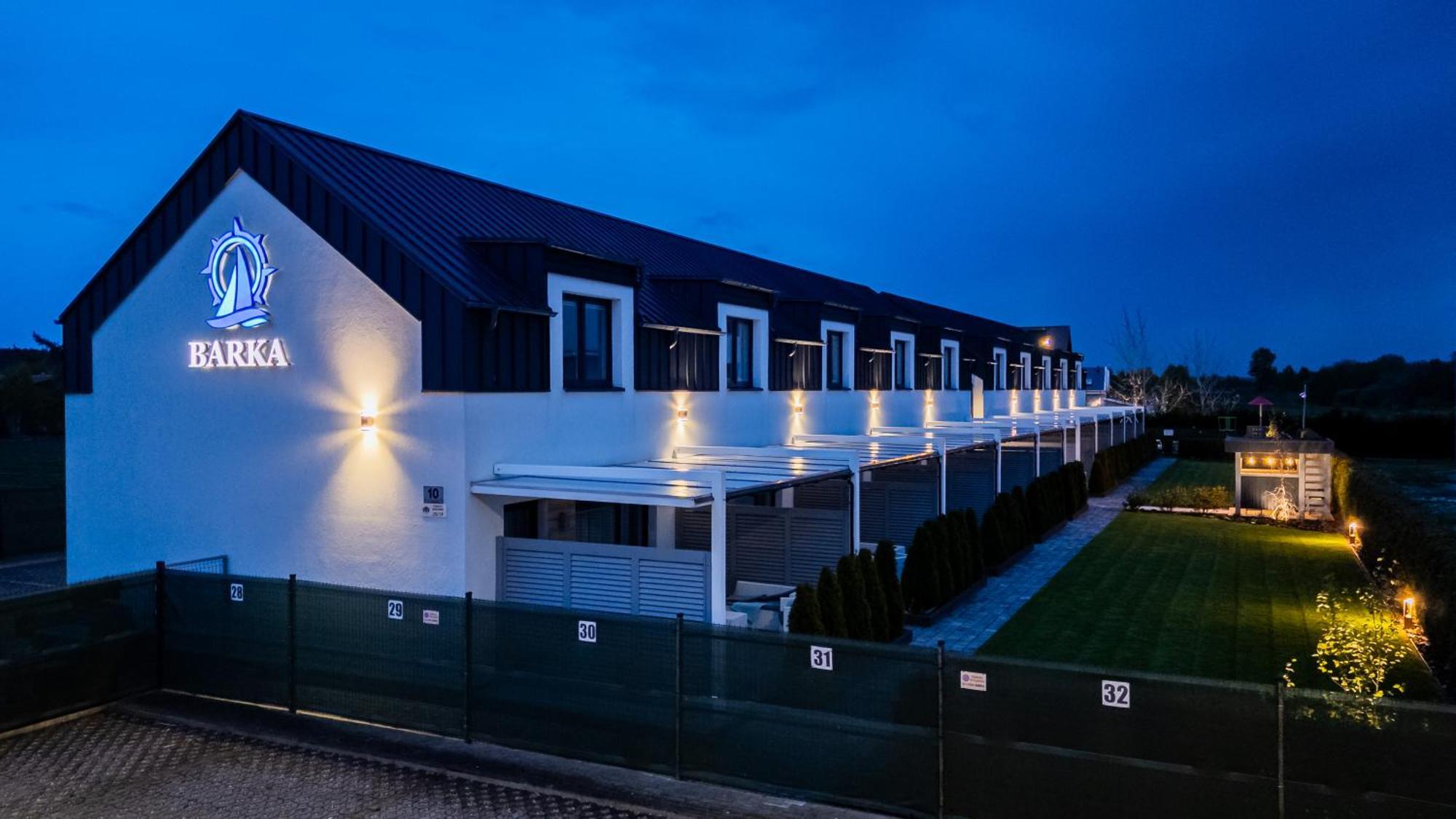 Barka - Apartamenty Premium Oraz Pokoje Blisko Plazy Karwia Kültér fotó